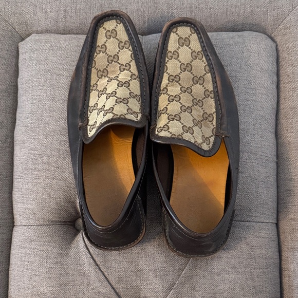 Gucci Men's Black and Cream Slip-On Loafers - Picture 1 of 3